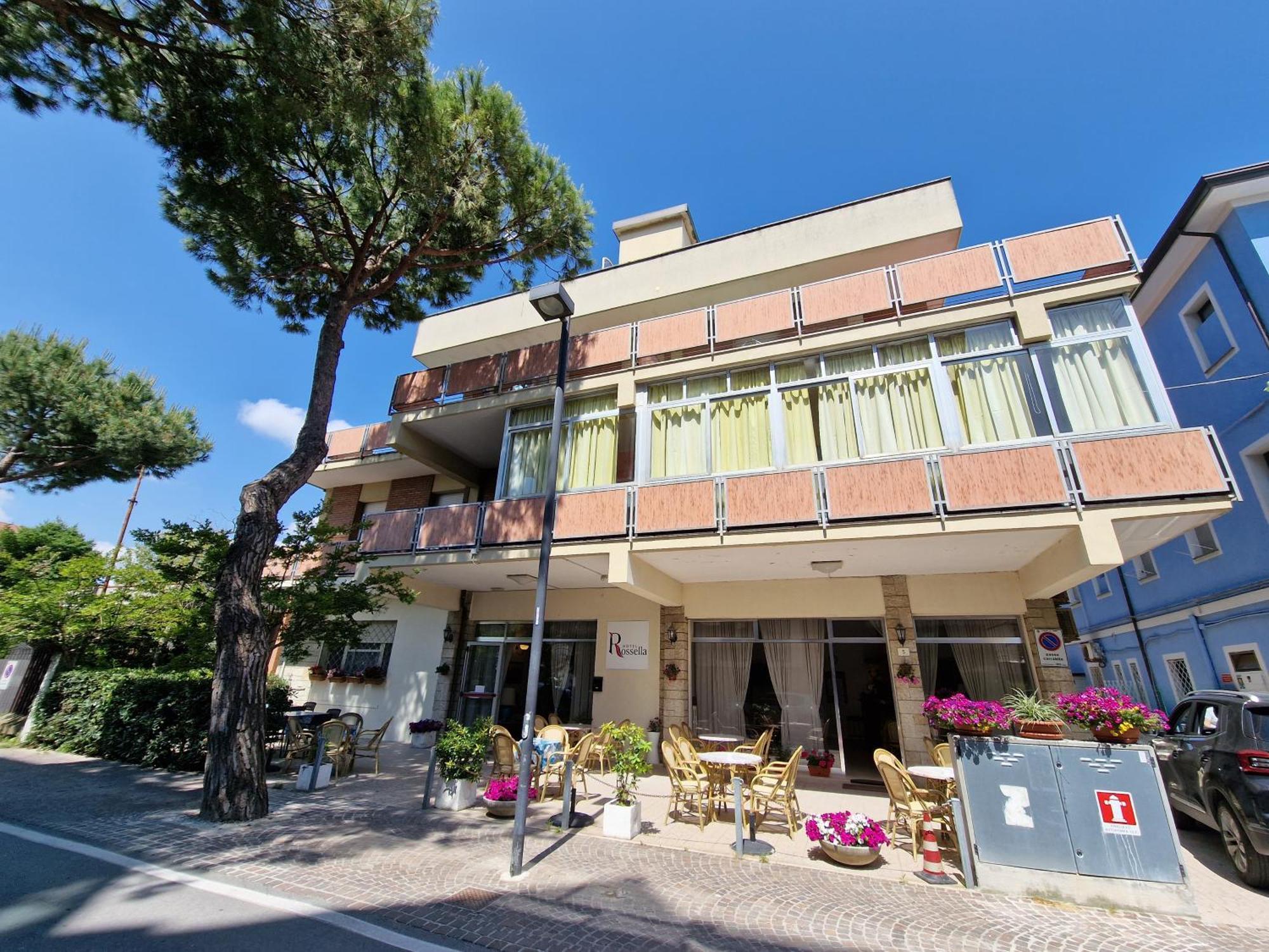Hotel Rossella Rimini Exterior photo